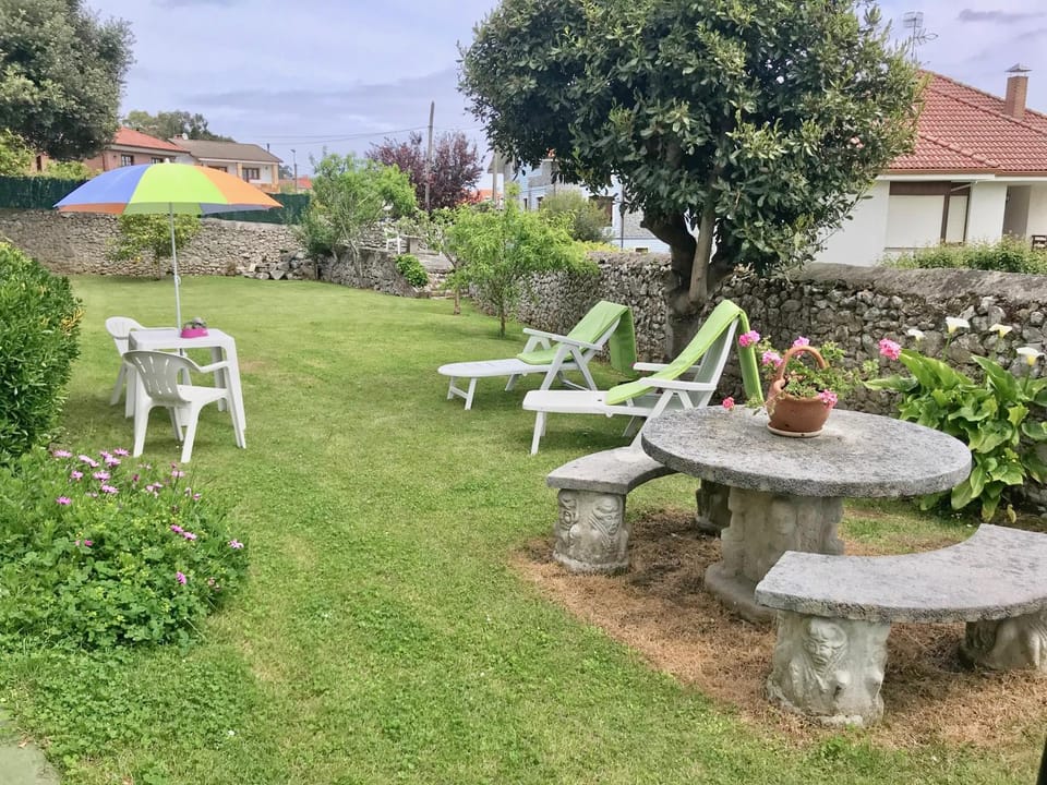 Estudio de encanto en Isla playa Apartment in Cantabria