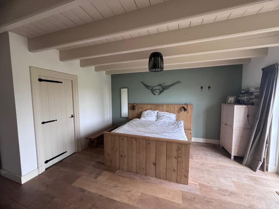 Bed, wardrobe