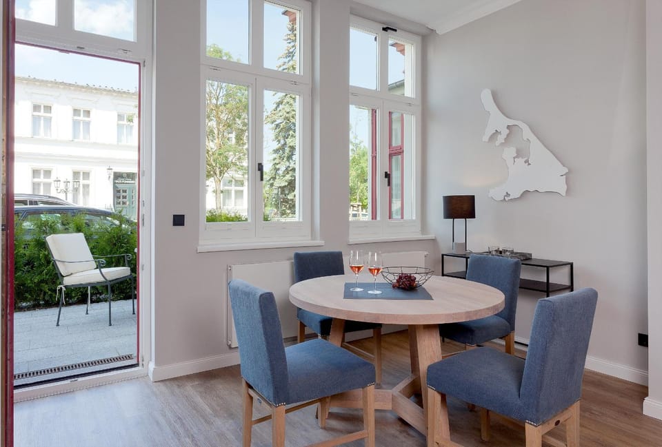 Villa Seeblick Usedomer See Apartment in Heringsdorf