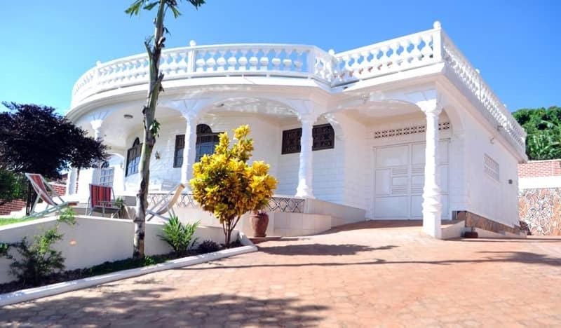 Plot 4 Kavuma Close Villa in Kampala