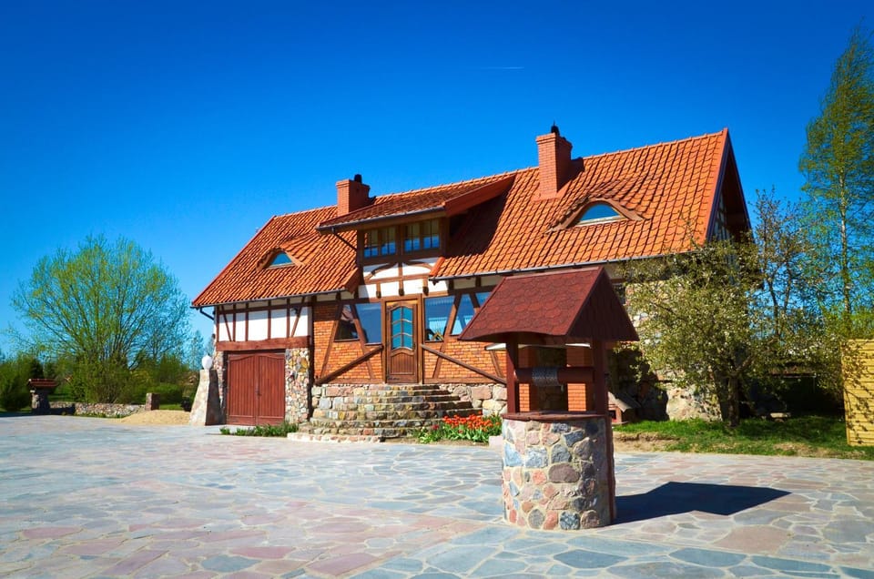 Property building, Day