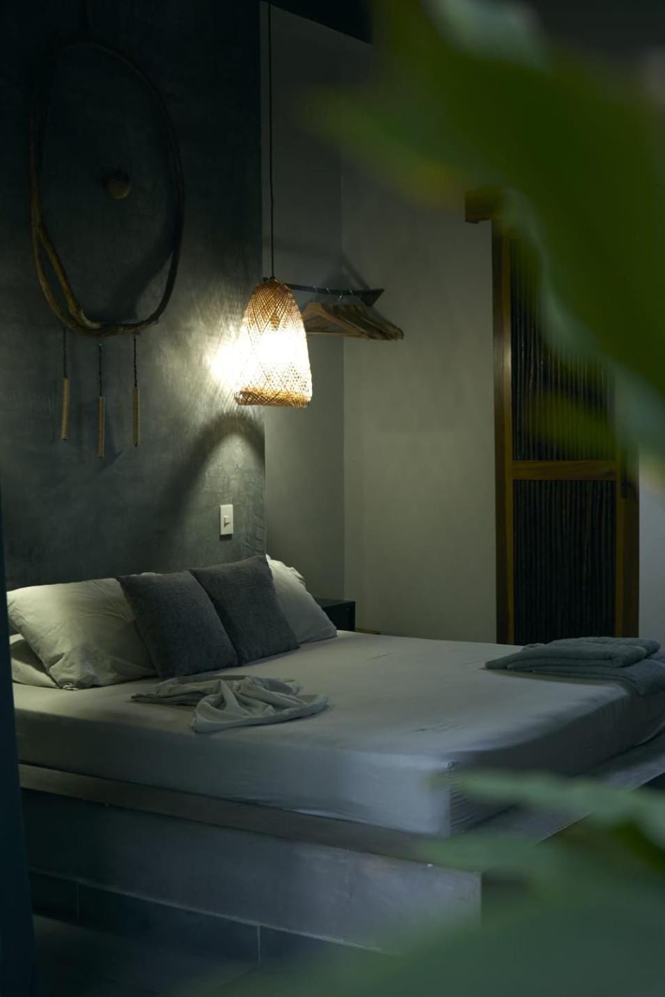 Nearby landmark, Natural landscape, Balcony/Terrace, Swimming pool, internet, internet