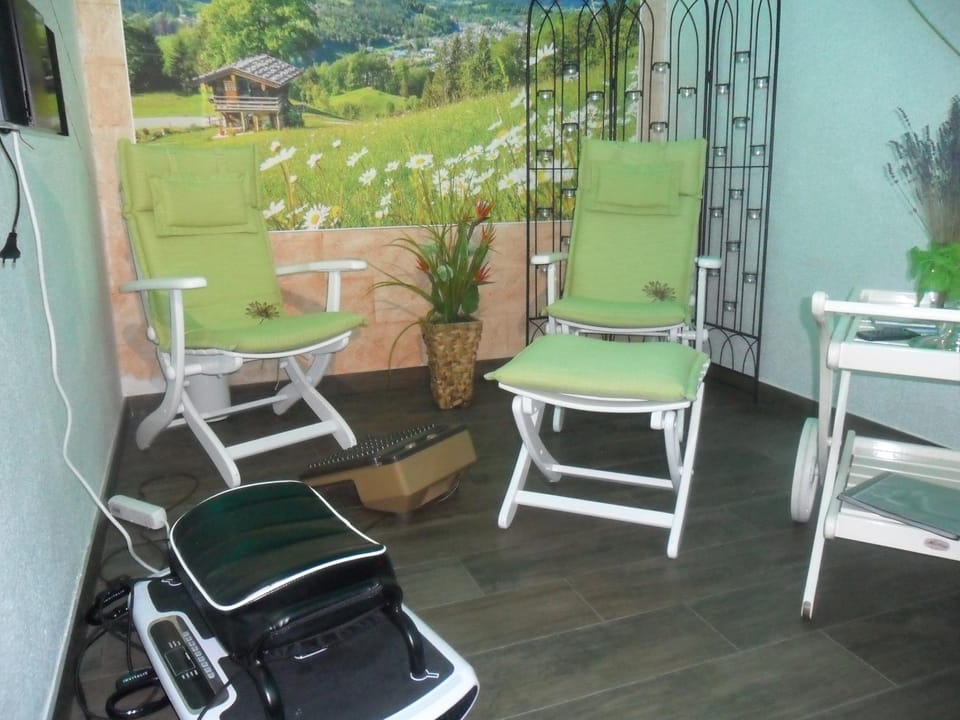 Spa and wellness centre/facilities, Seating area, Internal: Not applicable to any particular room