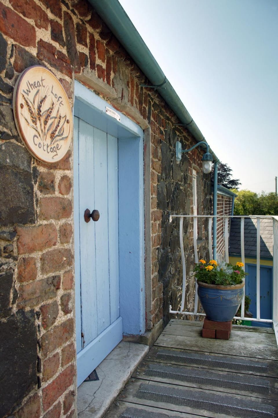 Facade/entrance, Property logo or sign