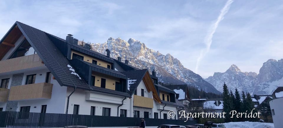 Property building, Natural landscape, Mountain view