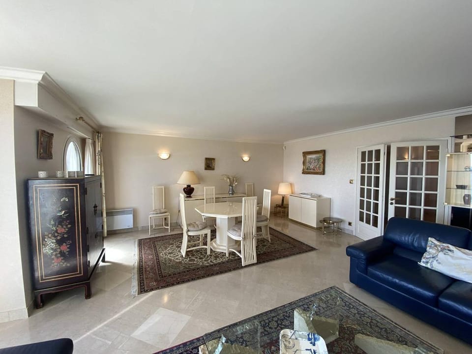 Quiberon - Appartement de 90m², balcon sud, parking privé Apartment in Quiberon