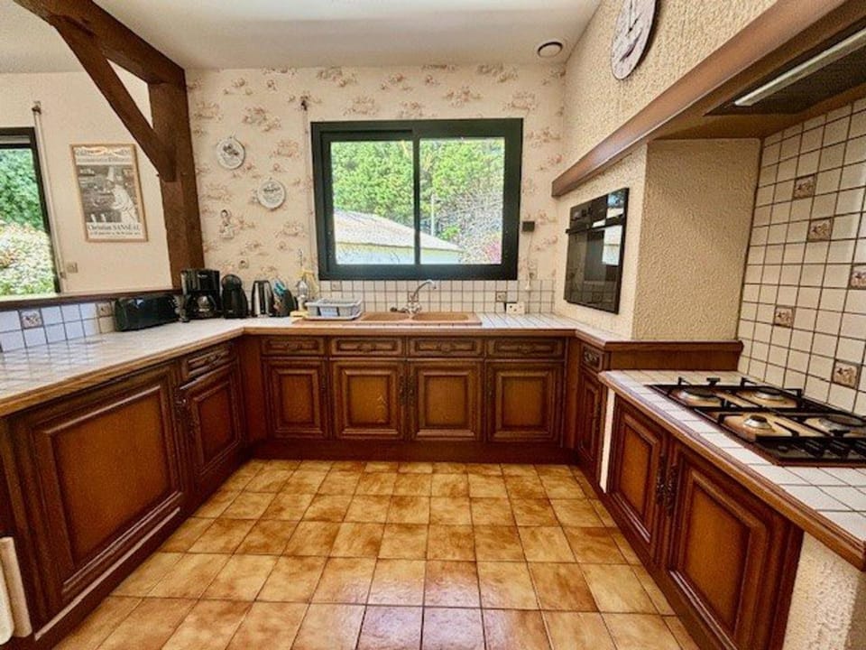 Maison calme 5 pièces à Saint-Pierre-Quiberon, proche plage, jardin clos, pour 8 personnes - FR-1-478-13 Villa in Brittany