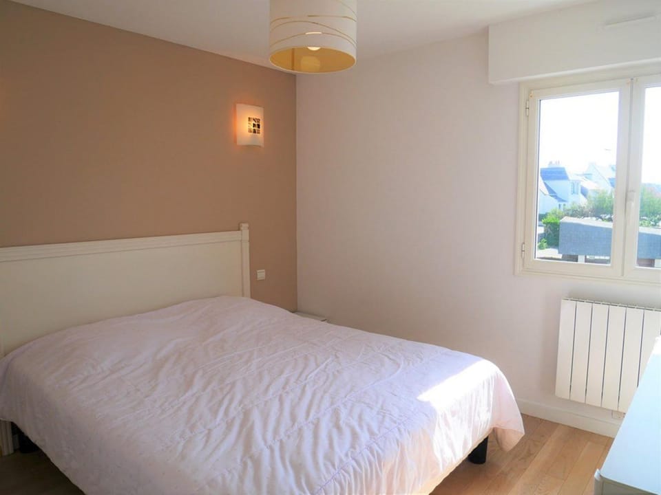 Quiberon: Appartement 3 pièces avec balcon et parking près du centre - FR-1-478-37 Apartment in Quiberon
