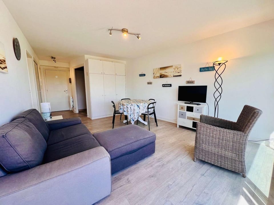 Charmant 2 pièces rénové à Quiberon avec balcon, parking et wifi, animaux admis - FR-1-478-88 Apartment in Quiberon