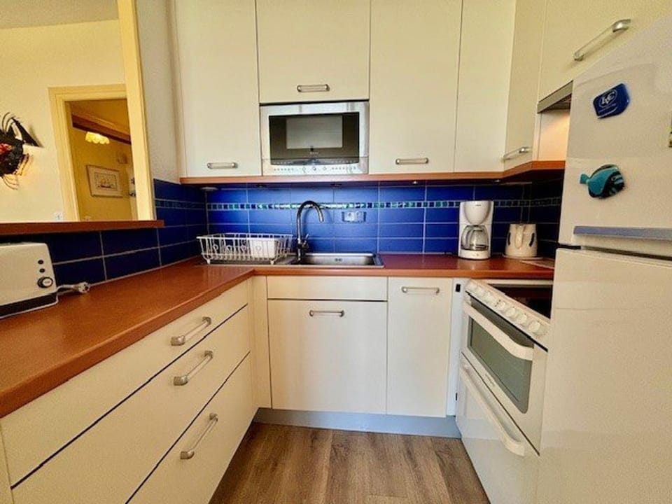 Quiberon - Studio 35m² 3p, Vue Mer, Animaux Ok, Parking - FR-1-478-97 Apartment in Quiberon