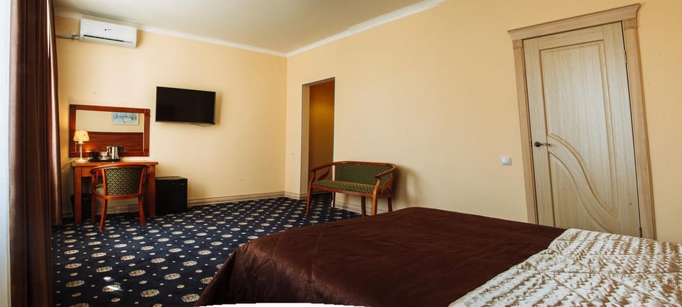 Отельно-ресторанный комплекс Златогор Hotel in Ukraine