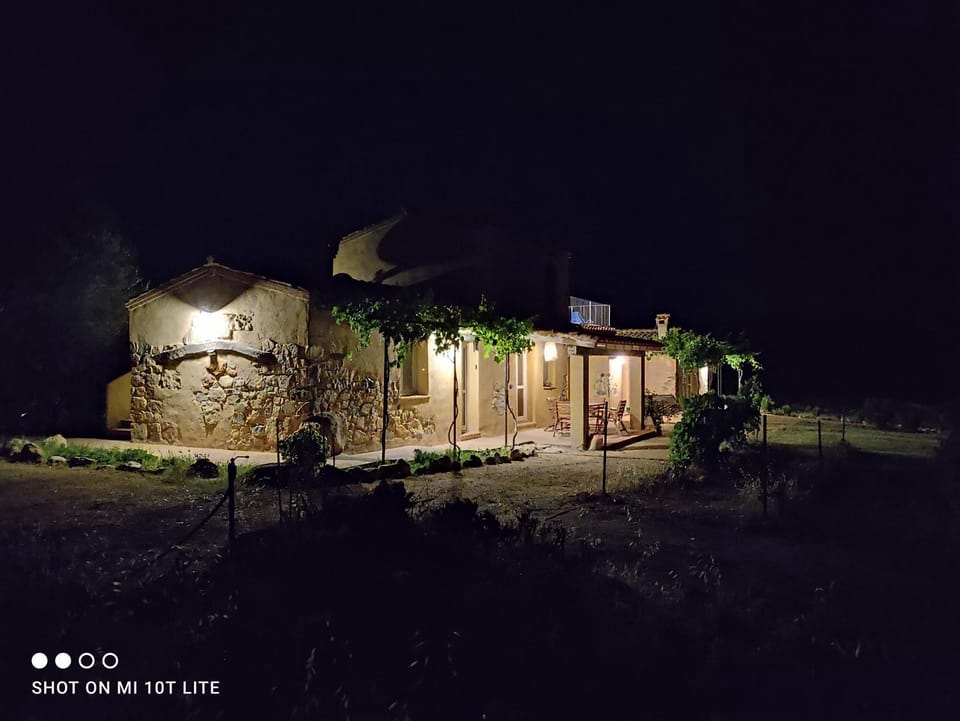 Appartamento a Feraxi Apartment in Sardinia