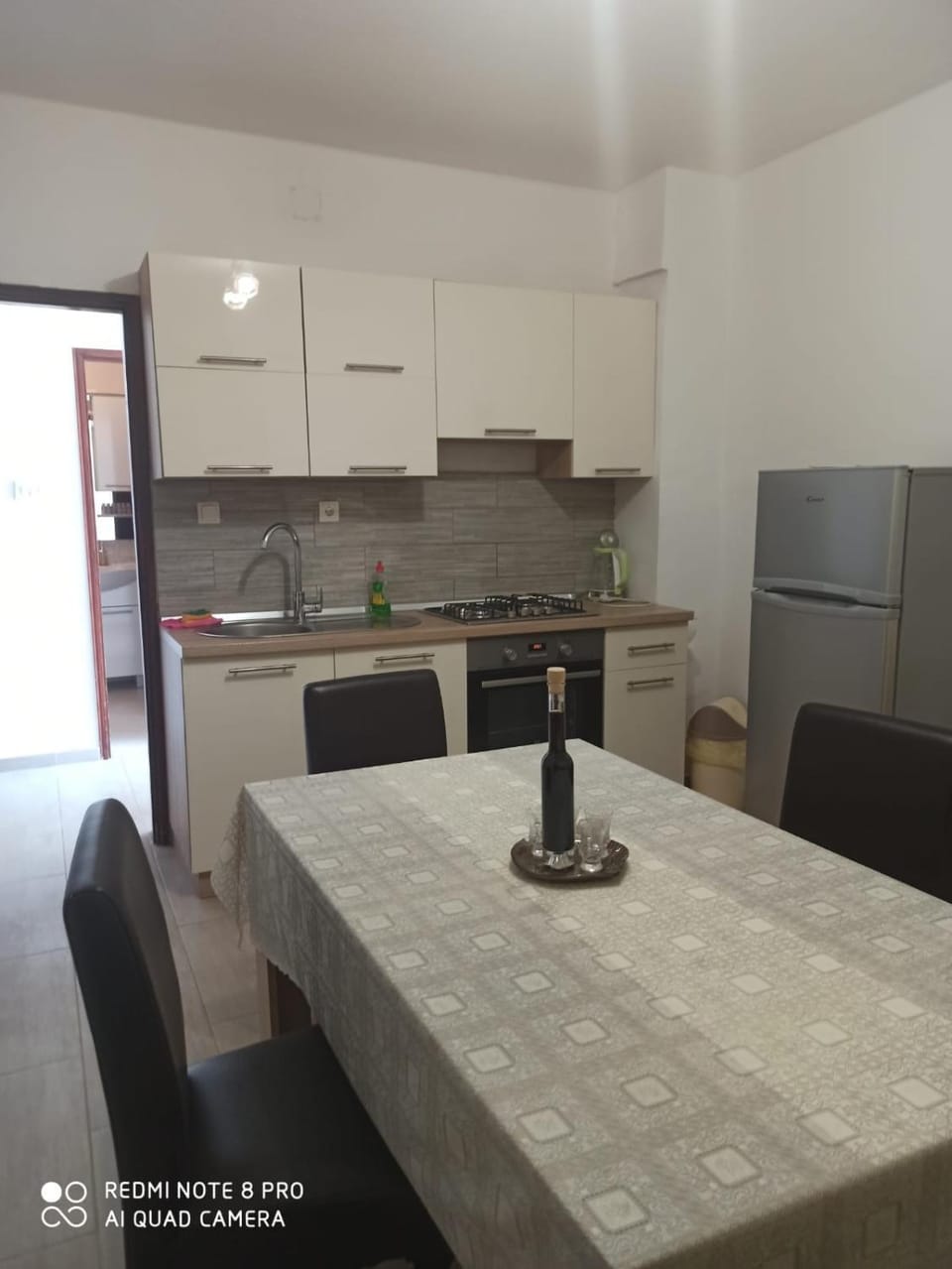Kitchen or kitchenette, Dining area, microwave, oven, stove