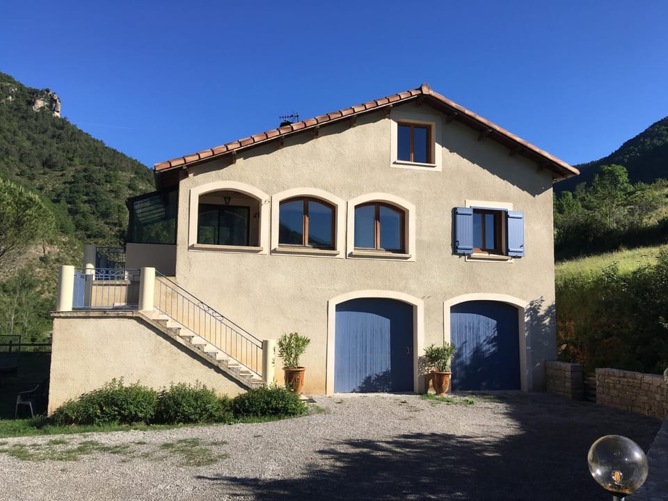 Villa le Tresquel House in Auvergne-Rhône-Alpes