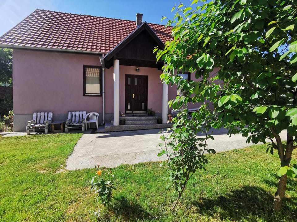 Property building, Spring, Garden