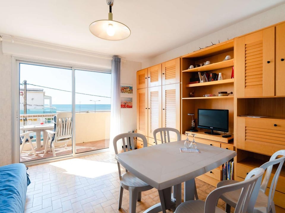 Studio cabine à 20m de la plage avec balcon et parking à Narbonne-Plage - FR-1-409-140 Cabin in Narbonne