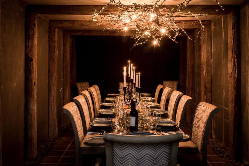 Food and drinks, Dining area