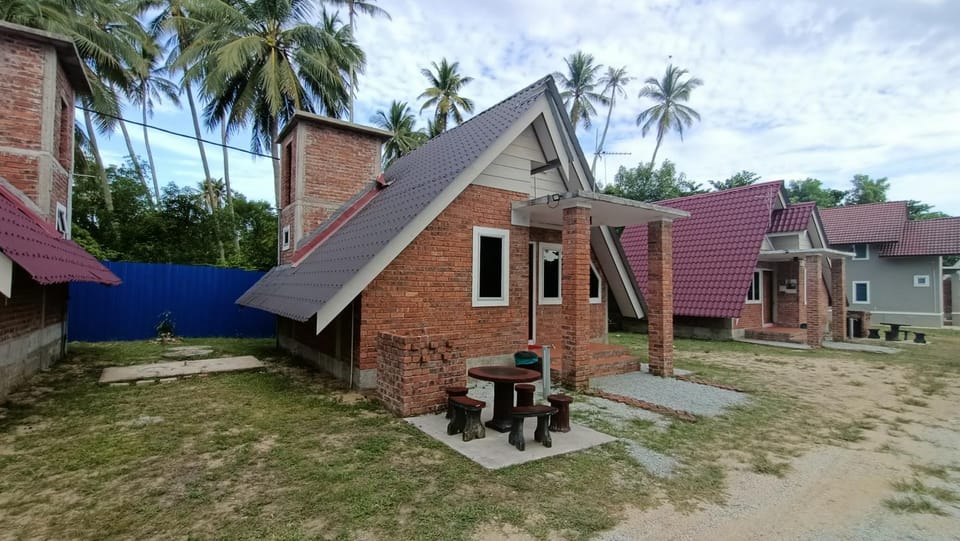 Property building, BBQ facilities, Street view