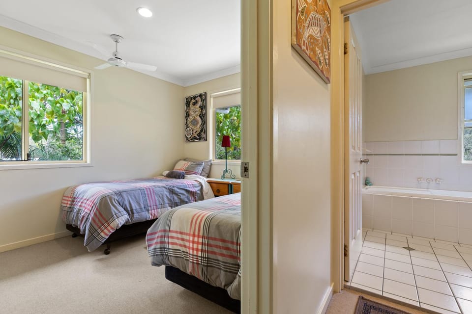 Bedroom, Bath