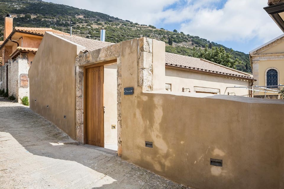 Property building, Facade/entrance, Neighbourhood