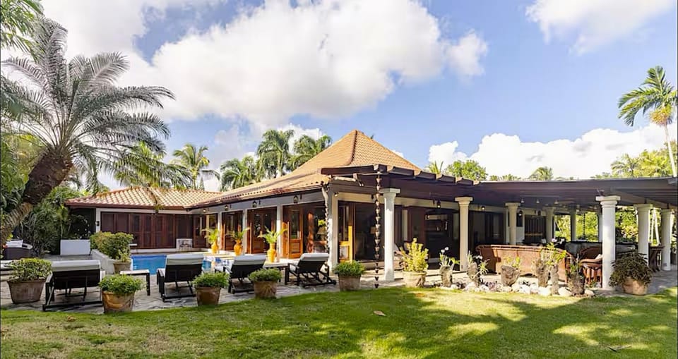 CASA NOSTRA RESORT by Klabhouse Villa in La Romana
