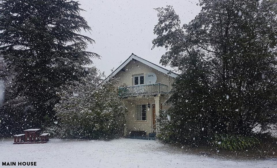 Property building, Winter