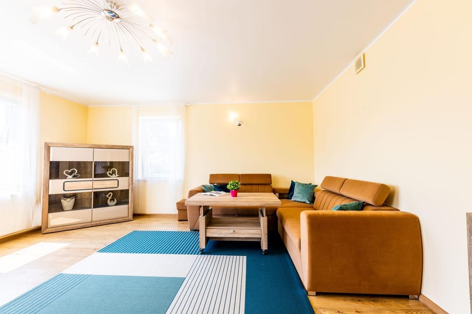 Bed, Living room, Bedroom