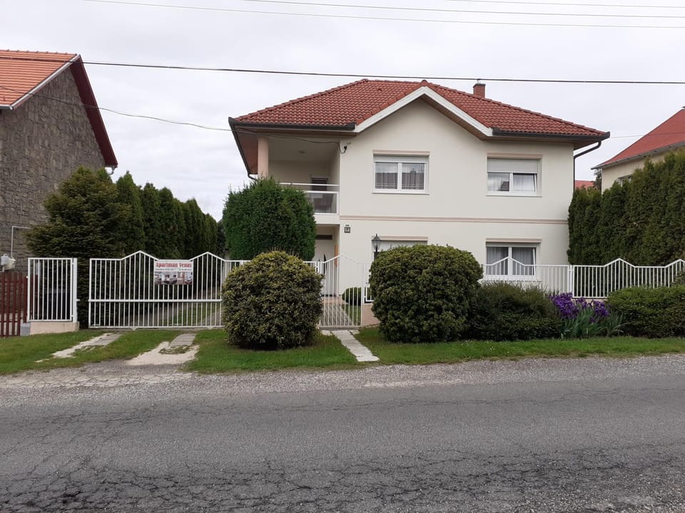 Apartman Venus Vacation rental in Hévíz