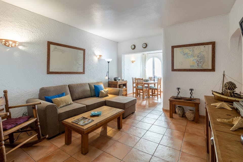 Living room, Sea view