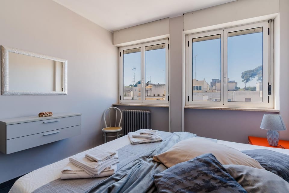 Living room, Bedroom