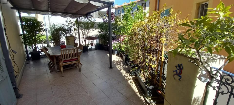 la terrasse Apartment in Nice