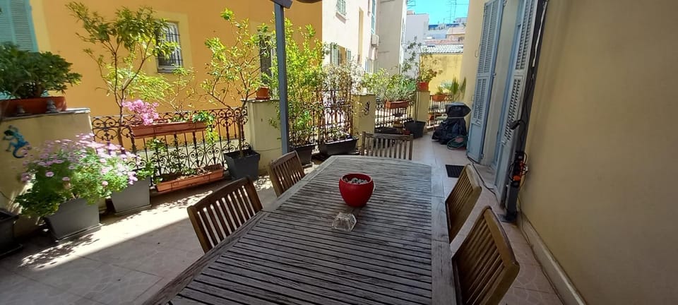 la terrasse Apartment in Nice