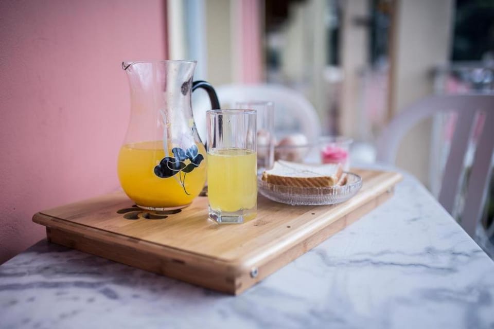 Food and drinks