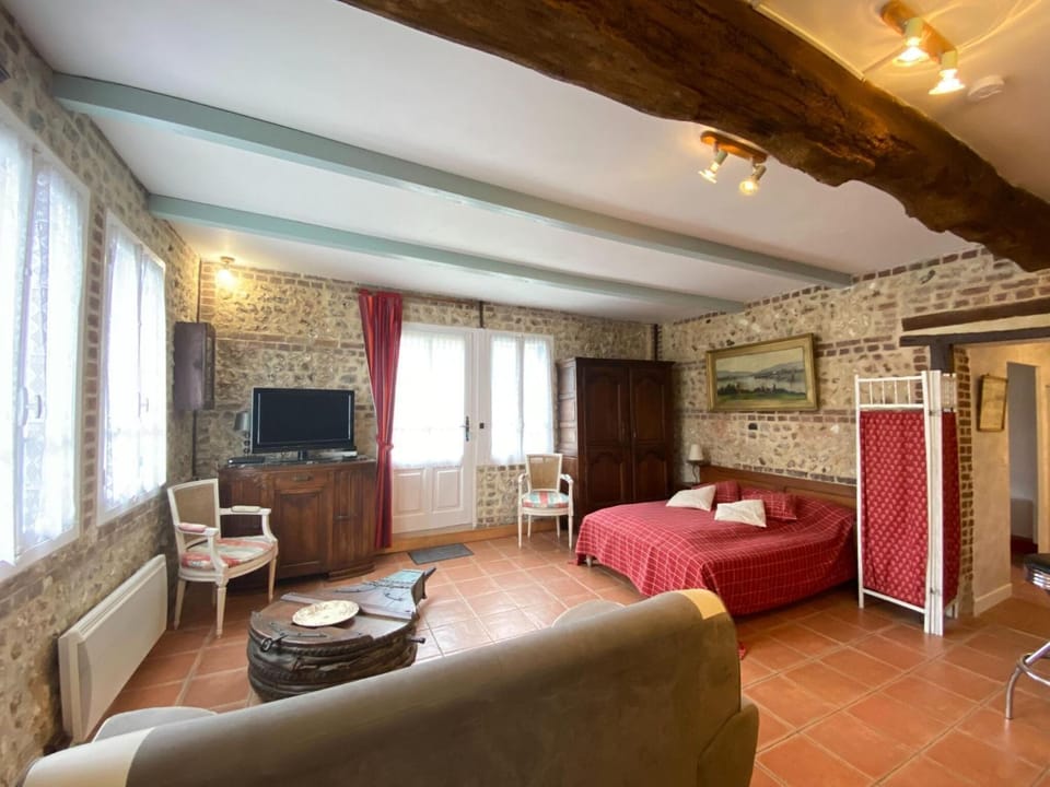 Living room, Bedroom