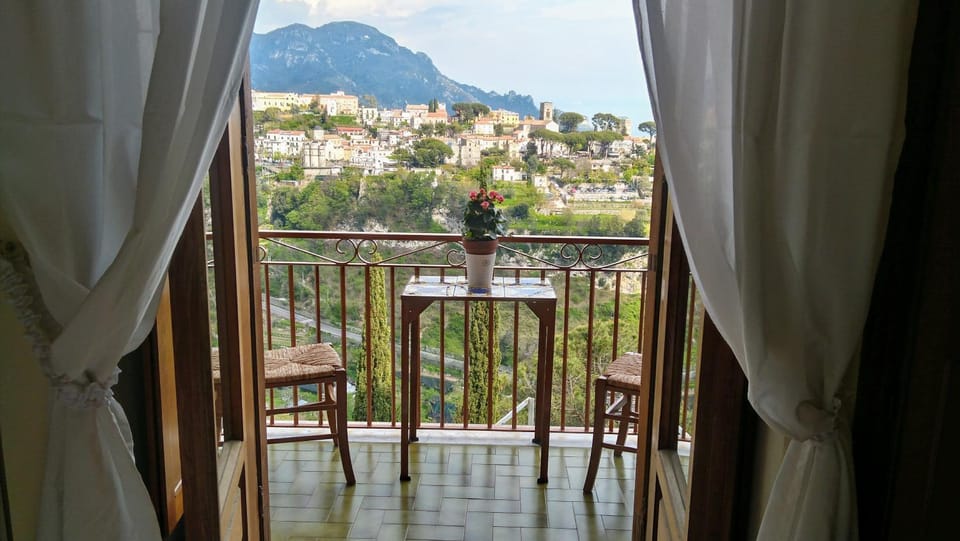 Nearby landmark, Natural landscape, Balcony/Terrace
