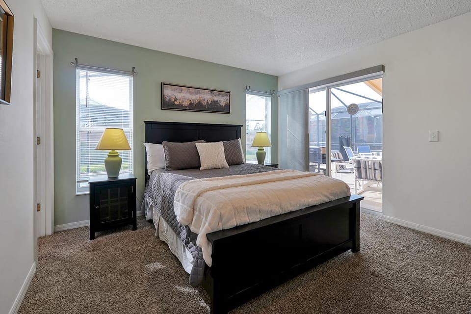 Bed, Bedroom, Pool view, wardrobe