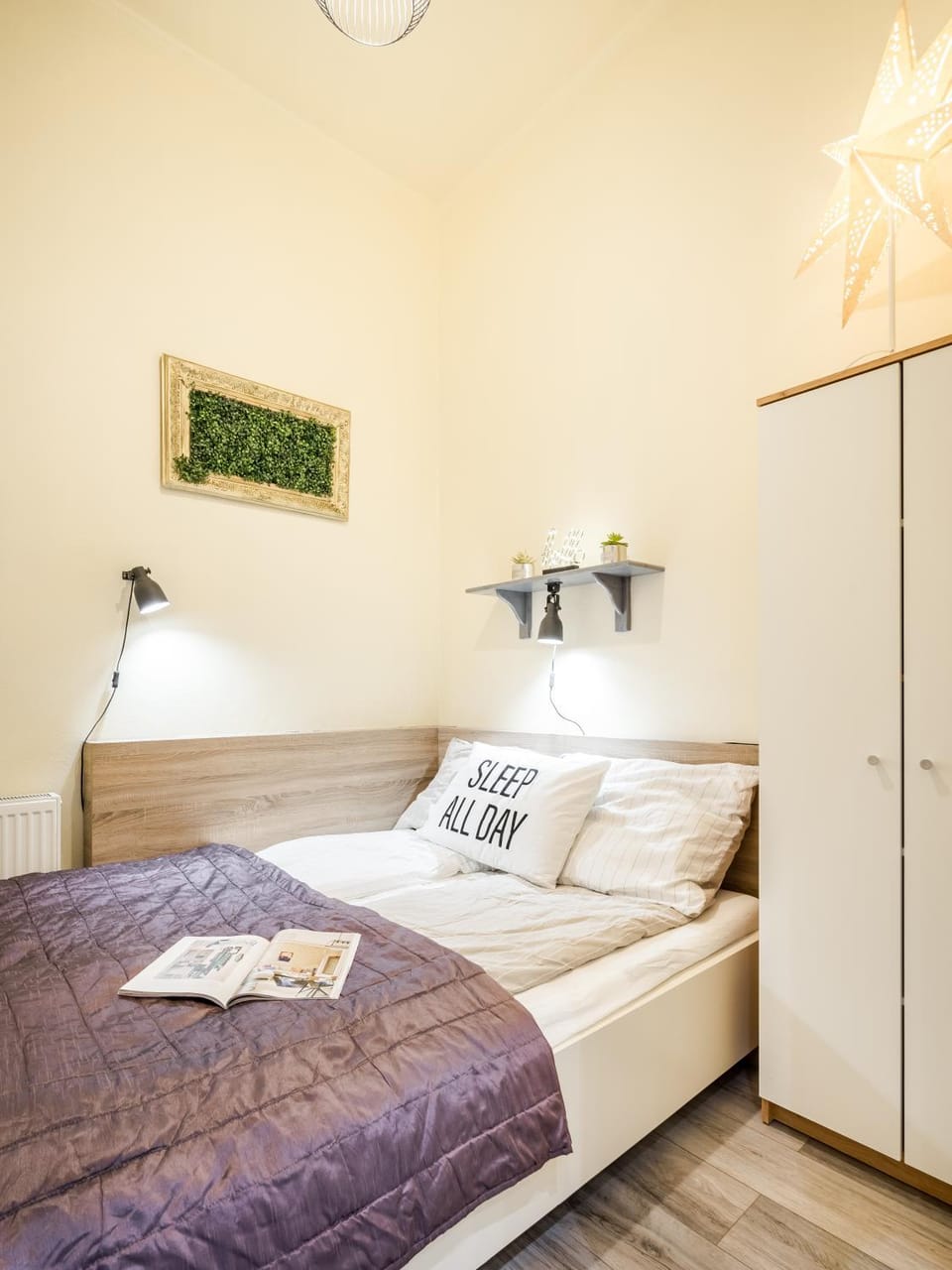 Bed, Bedroom
