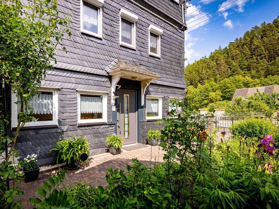 Property building, Garden