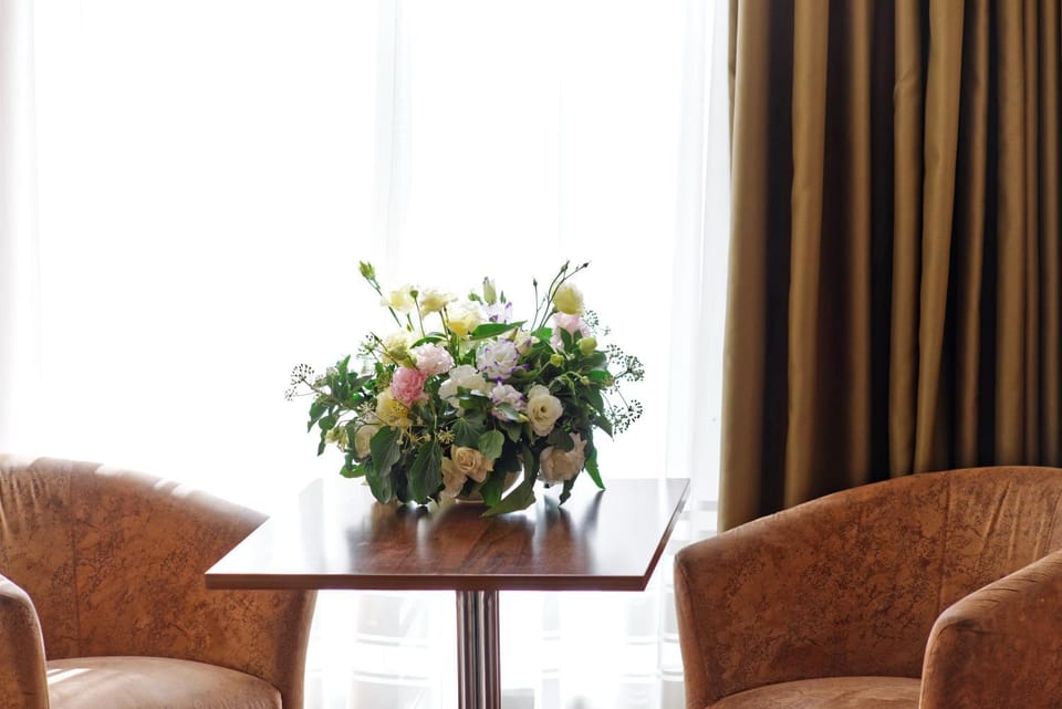 Decorative detail, Dining area