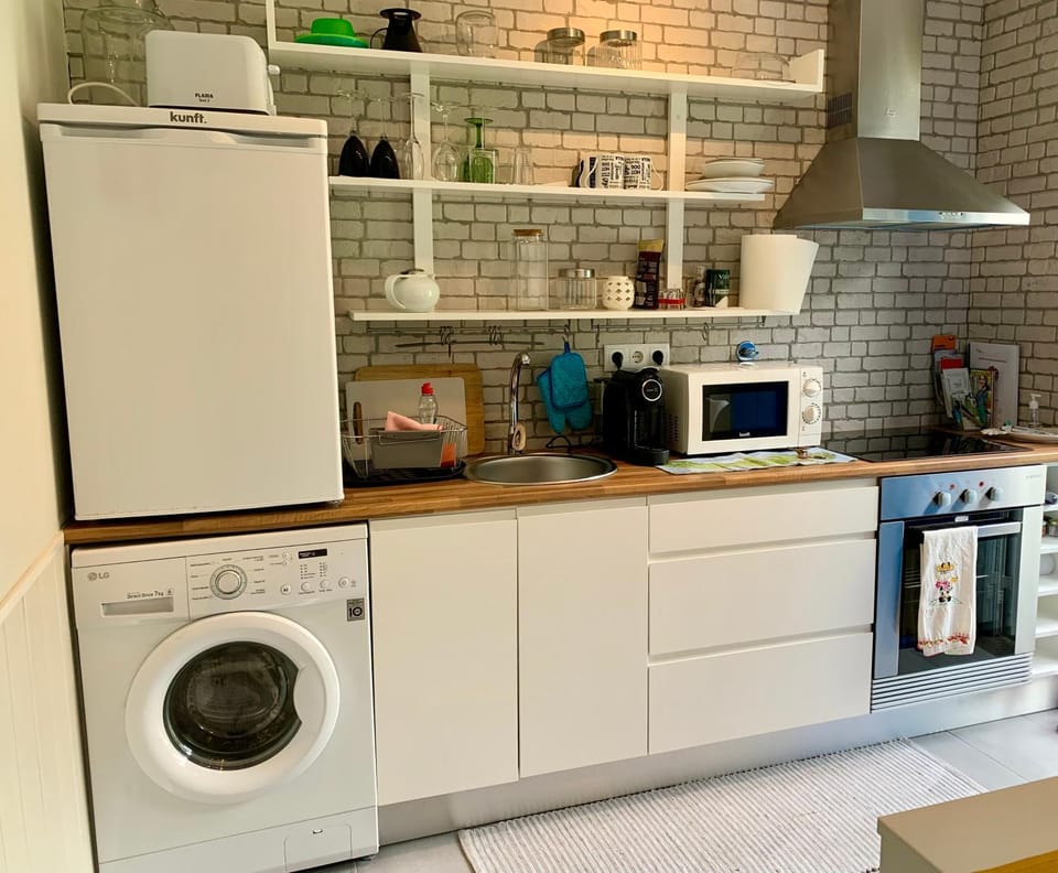 Kitchen or kitchenette, kitchen