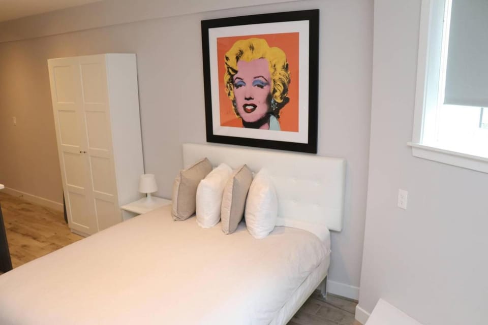 Bed, View (from property/room), Bedroom