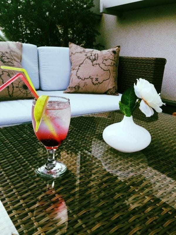 Food and drinks, Decorative detail, Drinks