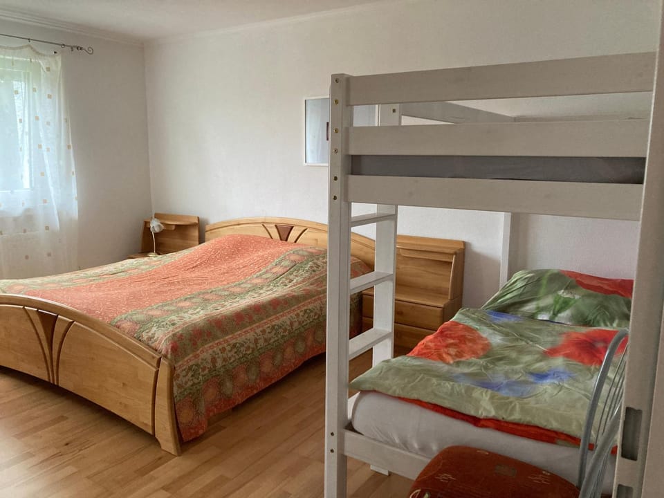 bunk bed