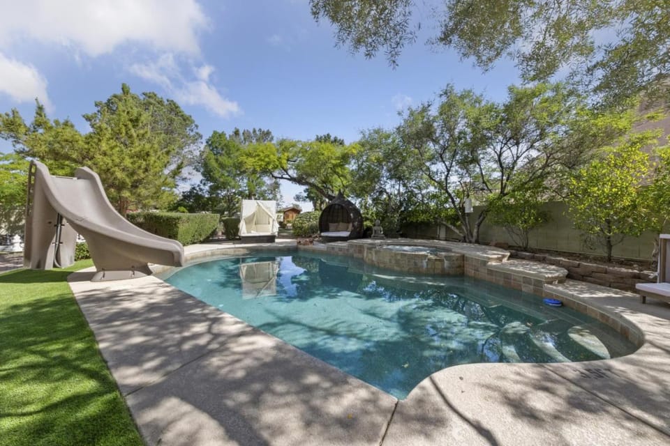 Pool view