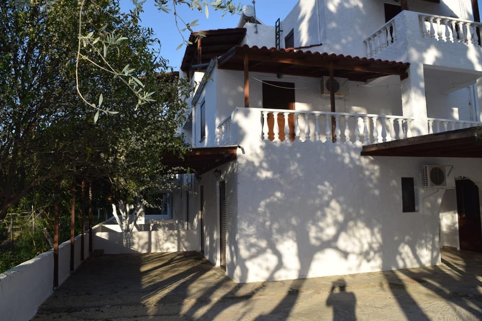 Property building, Balcony/Terrace
