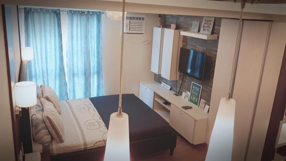 Abreeza Place Tower1 by Chriza Apartment in Davao City