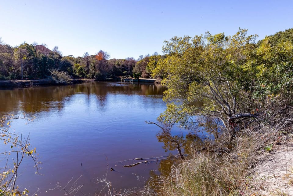 Casa La Playa - Duck, Sanderling, Lakefront, 160 Yards to the Beach, Community Pool, Pets OK House in Duck