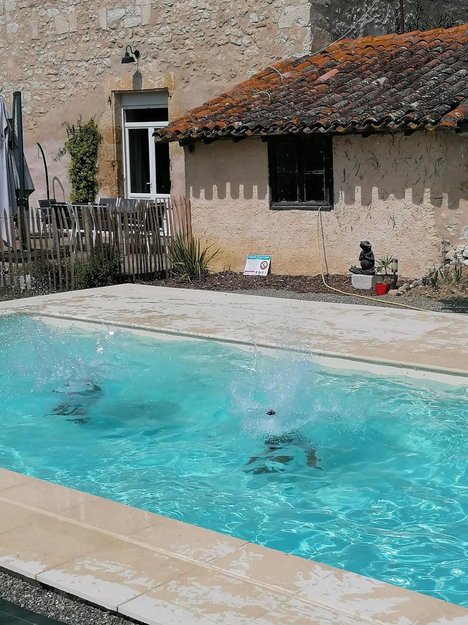 Swimming pool, Swimming pool