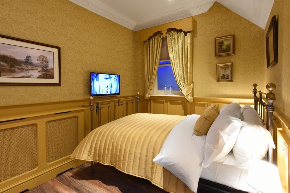 The Aston Tavern Hotel in Birmingham