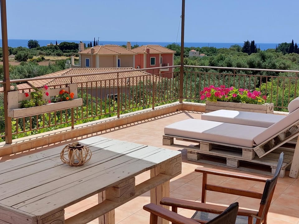 Patio, Natural landscape, View (from property/room), Balcony/Terrace, Balcony/Terrace, Garden view, Sea view, sunbed